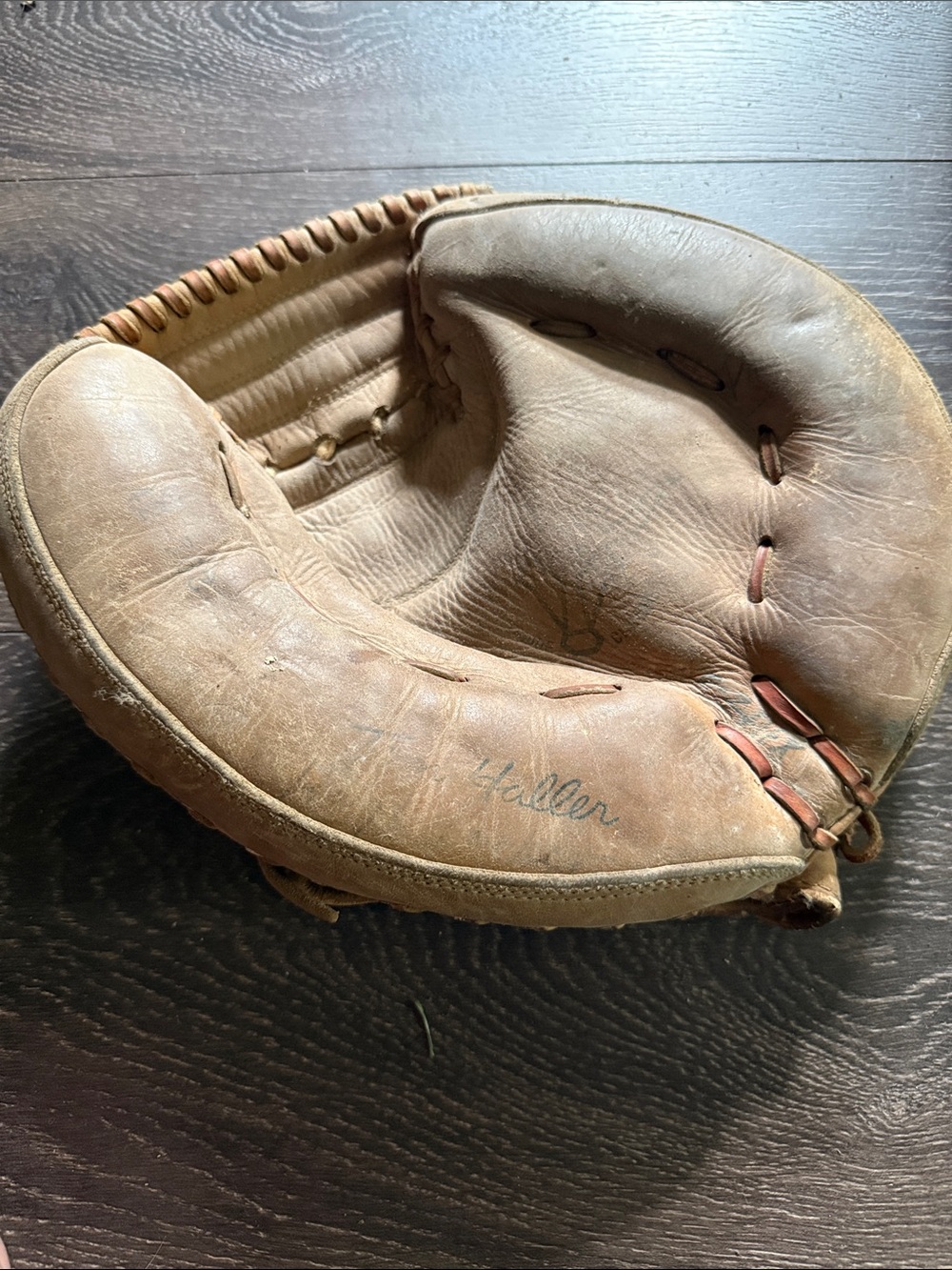 Vintage Brown Leather Tom Haller Catcher's Mitt - Left Hand catching /RH throw